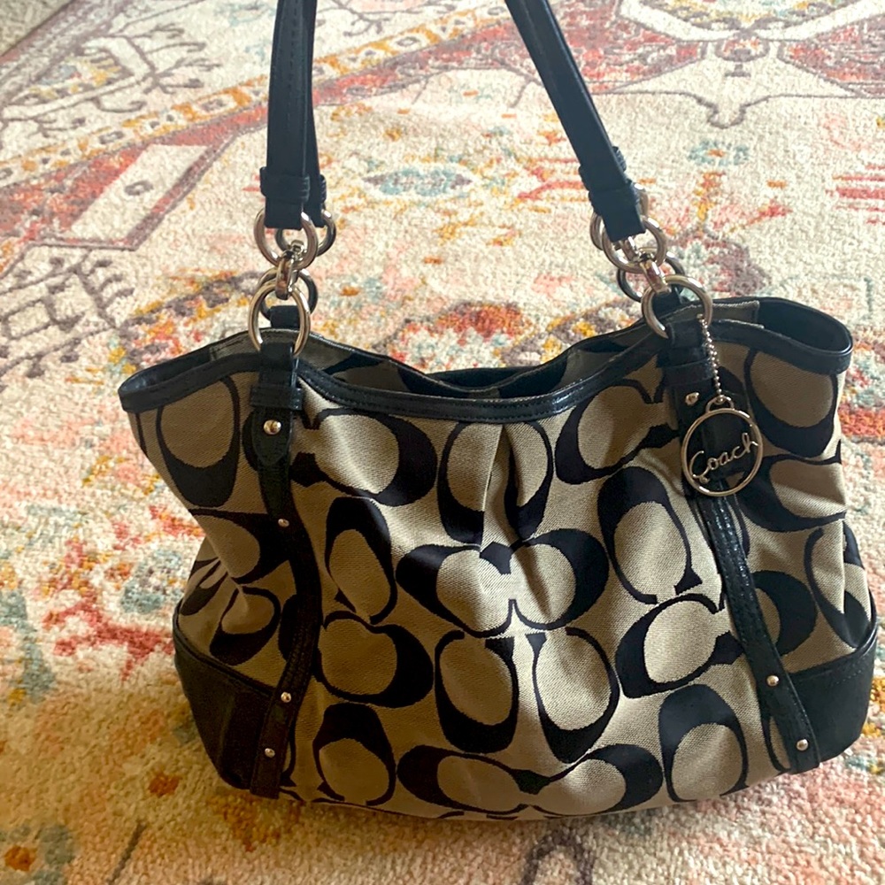 Coach shoulder bag
